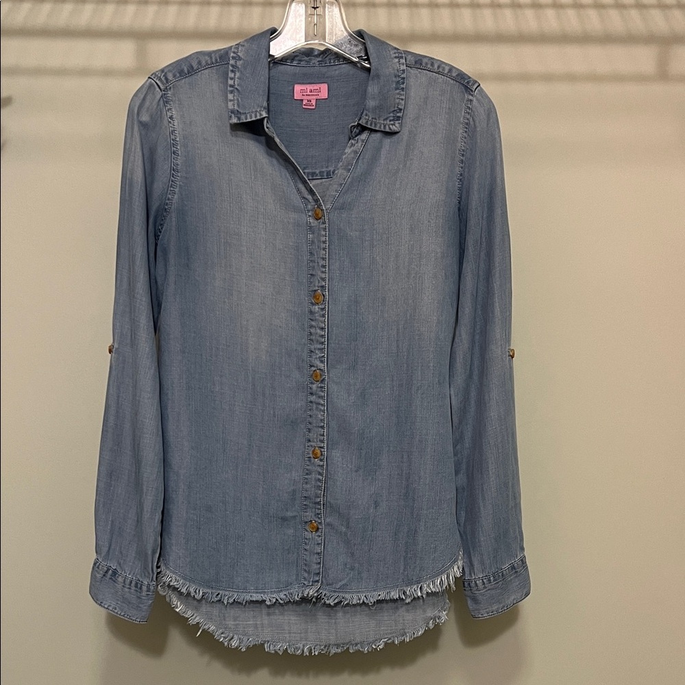 Francesca's Collections Lightweight Chambray Denim Button Down Shirt